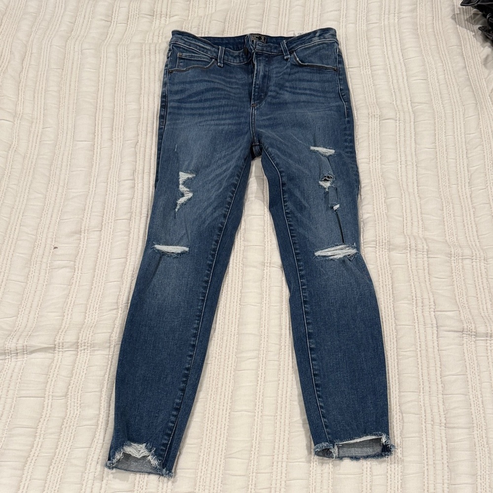 Abercrombie & Fitch Women's Ripped Blue Skinny Jeans
